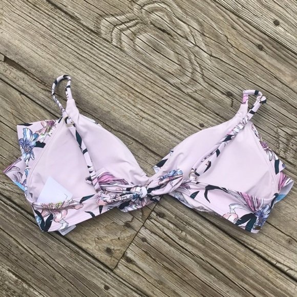 Pale Purple Floral Print O'Neill Darlene Ruffle Triangle Bikini Top - Picture 16 of 16